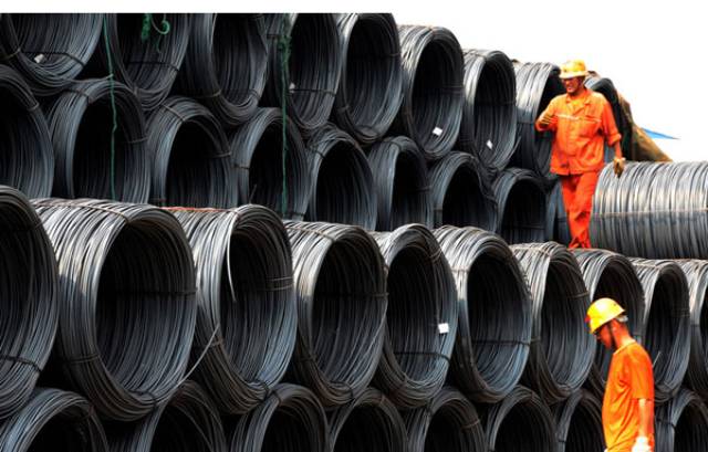 giá thép xuống thấp nhất ba năm